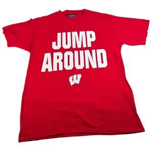 Vintage Jansport Wisconsin Badgers football T shirt. Size M. college sports